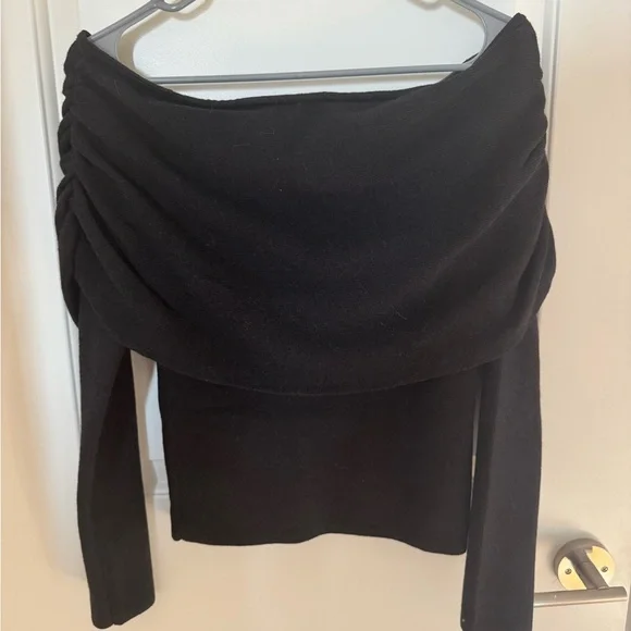 NWT Cotton On Off-Shoulder Black Sweater (Size M) - Picture 2 of 2